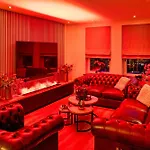 Savannah Villa