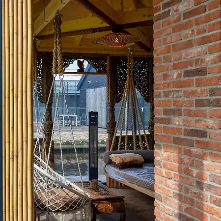 Savannah * Roelofarendsveen