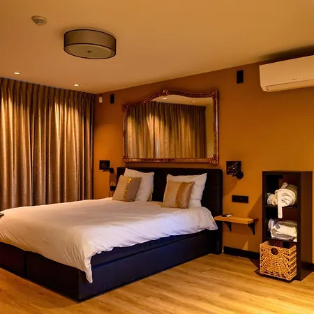 Savannah Villa *