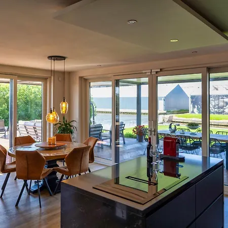 Savannah * Roelofarendsveen